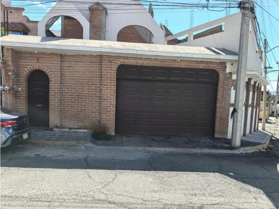 CASA EN VENTA BOSQUES DEL PEÑAR