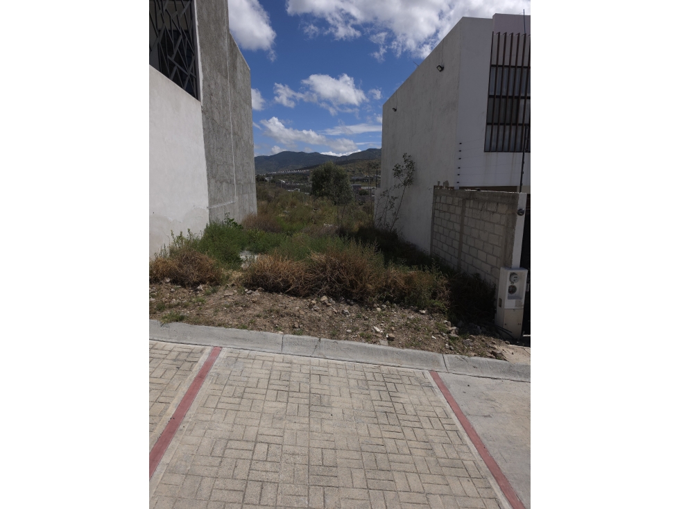 Terreno en venta en Fracc Camino Real, Mral. de la Reforma. - 4
