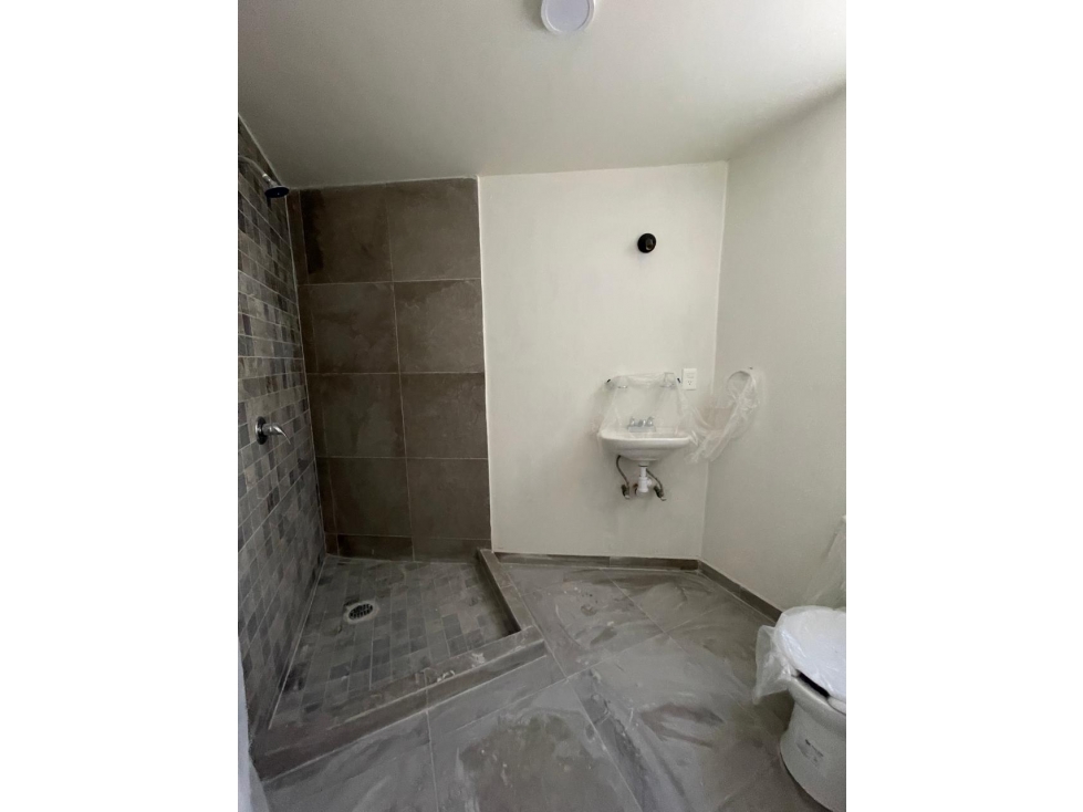 CASA EN VENTA PRIVADA SAN ALFONSO — foto 4