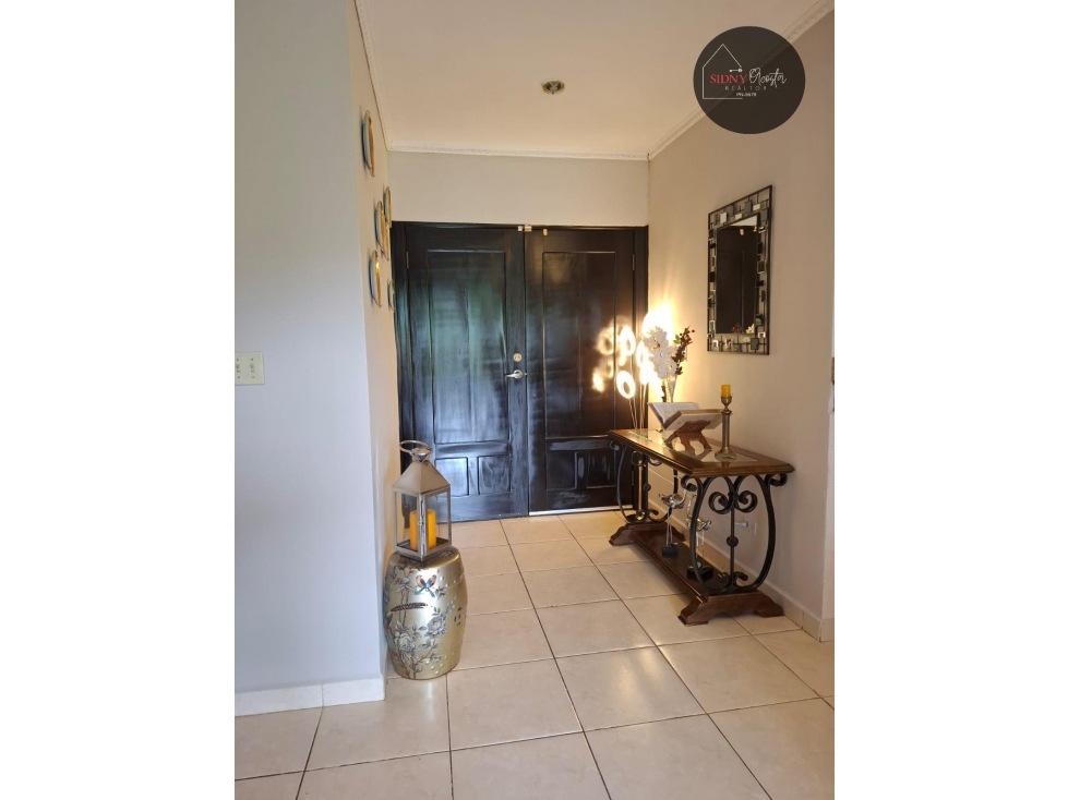 Alquilo Casa Espaciosa y Céntrica David/Spacious house for Rent David. — foto 2