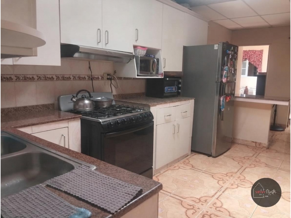 Vendo Casa en Las Cumbres en $140,000/House For Sale $140K