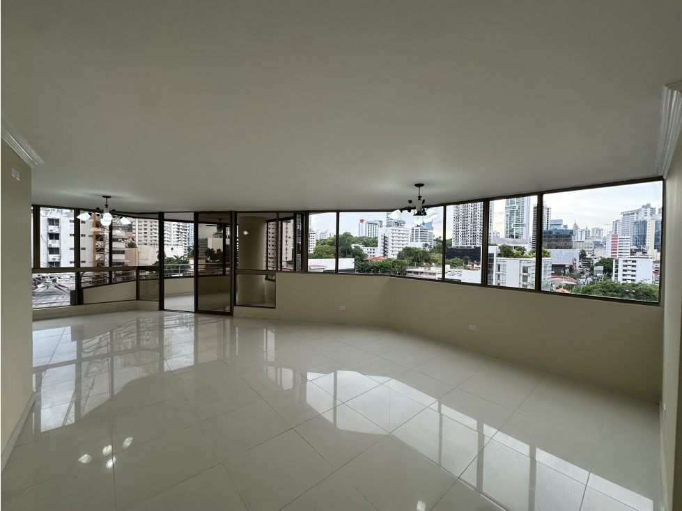 SE VENDE APARTAMENTO EN MARBELLA — foto 2