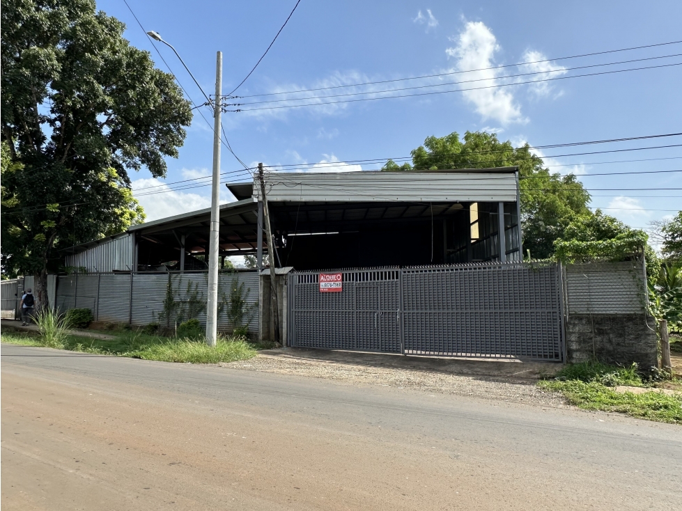 SE ALQUILA GALERA EN ALTOS DE TOCUMEN