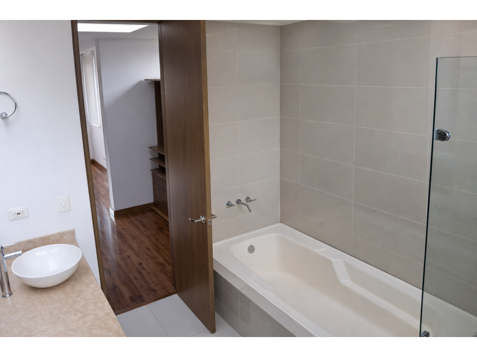 VENDO LINDA CASA EN CAJICA — foto 3