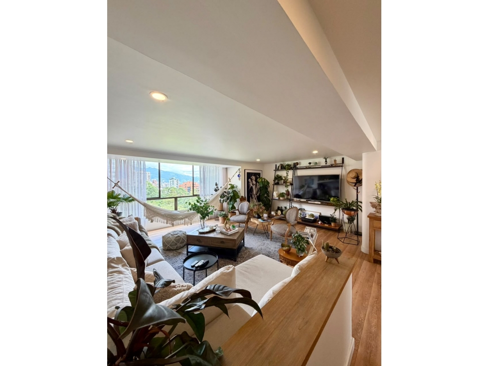 Apartamento para la venta. Transversal Inferior, El Poblado. — foto 3