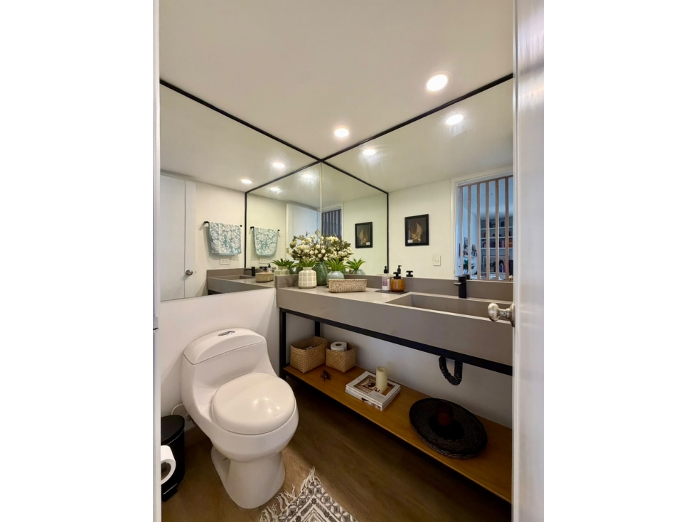 Apartamento para la venta. Transversal Inferior, El Poblado. — foto 4