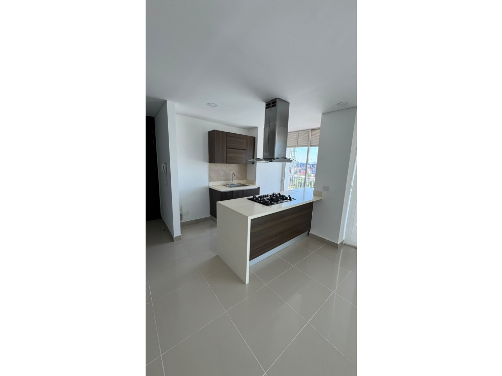 APARTAMENTO EN MANGA CON VISTA A LA BAHIA.