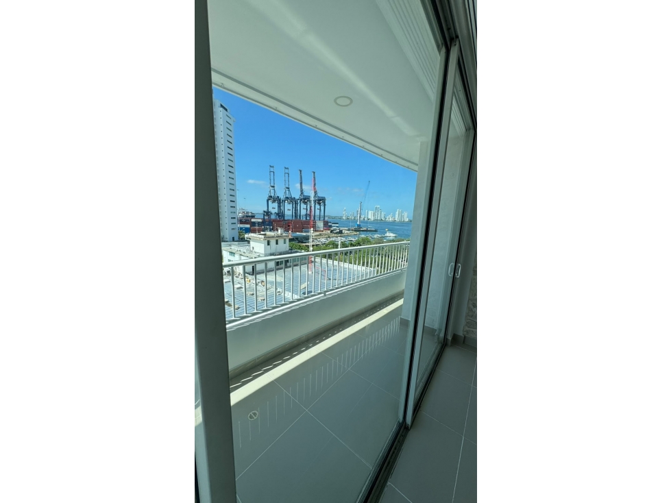 APARTAMENTO EN MANGA CON VISTA A LA BAHIA. — foto 4