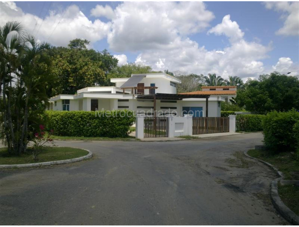 VENDO CASA CONDOMINIO EL IMPERIO CARMEN DE APICALA - 2