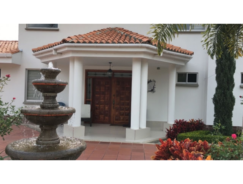 CASA CAMPESTRE EN PALMIRA DISEÑO CALIFORNIANO