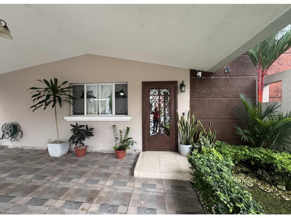 Venta de casa en PH Villa Tiber, Villas del Golf — foto 3