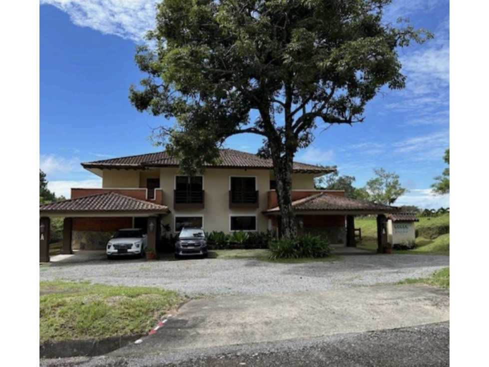 Venta de residencias en Boquete Country Club, Chiriquí - 3