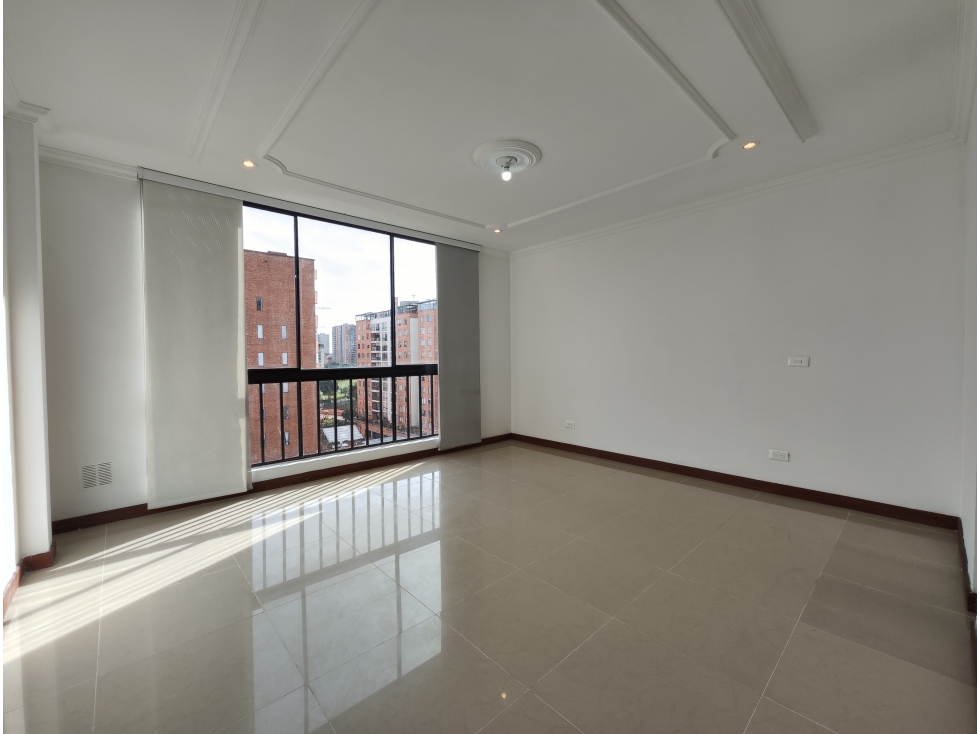 APARTAMENTO EN VENTA CIUDAD SALITRE CR 7 PISO — foto 3