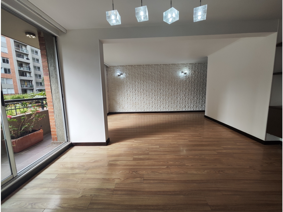 APARTAMENTO EN VENTA LA FELICIDAD — foto 2