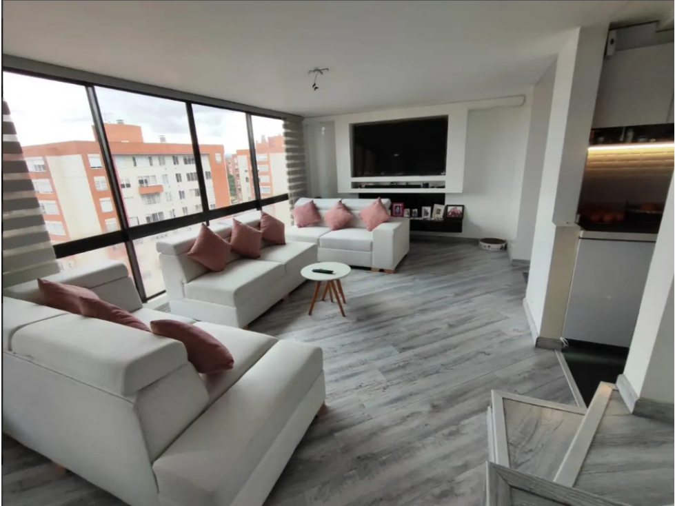 PENTHOUSE EN VENTA CIUDAD SALITRE CRSC
