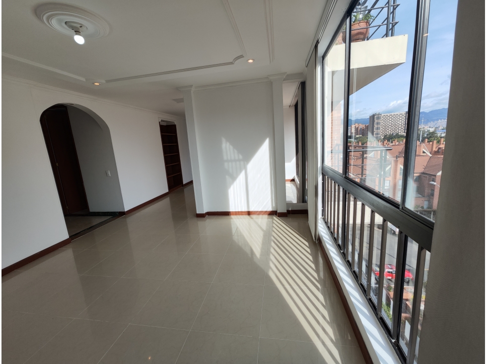 APARTAMENTO EN VENTA CIUDAD SALITRE CR 7 PISO — foto 2