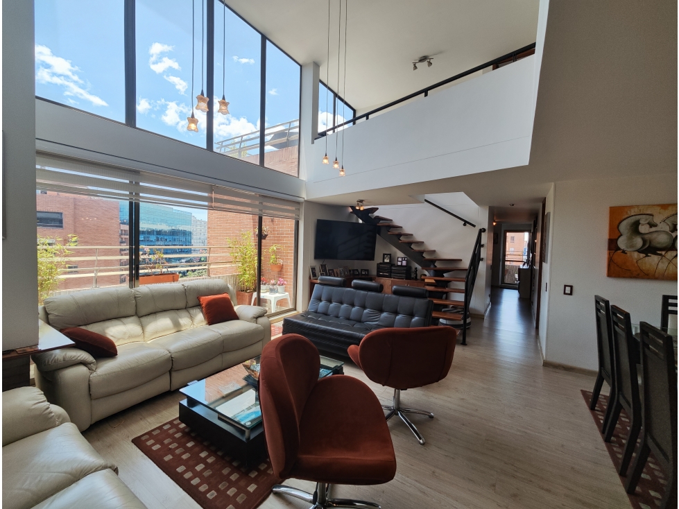 PENTHOUSE A LA VENTA EN EXCLUSIVO SECTOR DE SALITRE