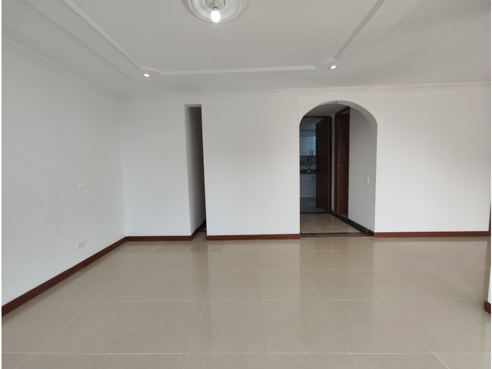 APARTAMENTO EN VENTA CIUDAD SALITRE CR 7 PISO — foto 5
