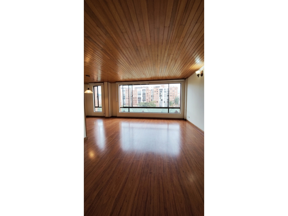 APARTAMENTO EN VENTA PA QUINTO PISO — foto 5