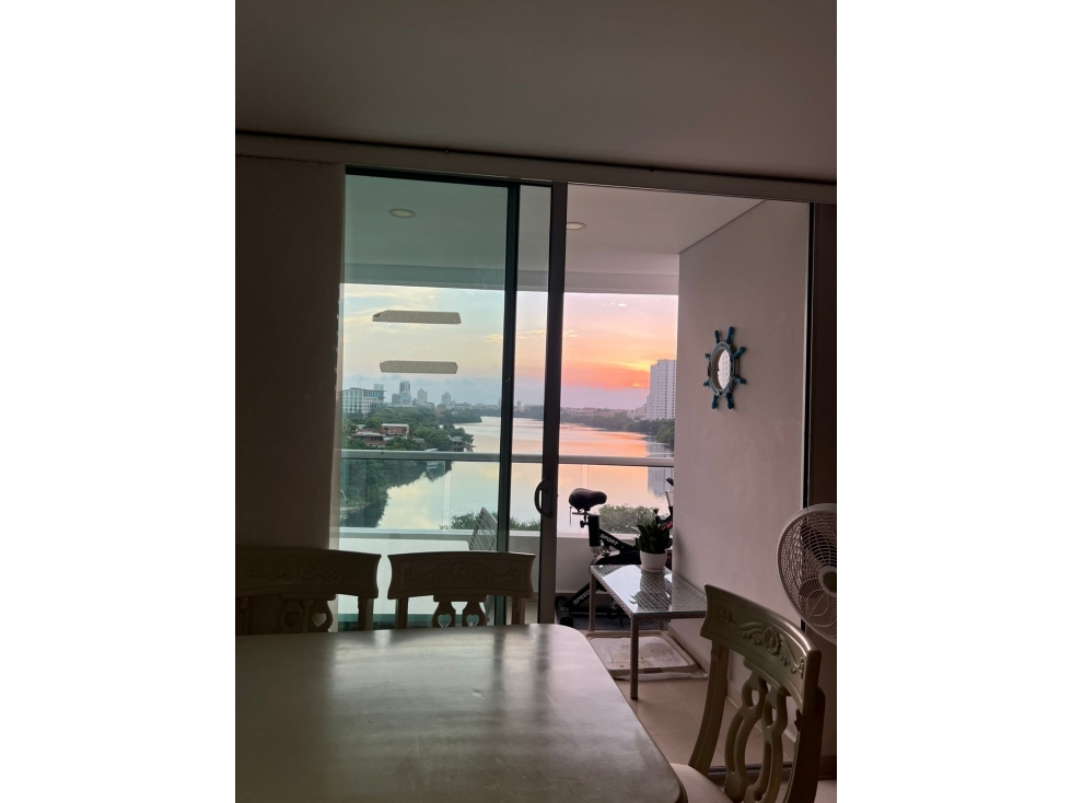 LAGUNA DEL CABRERO — foto 4