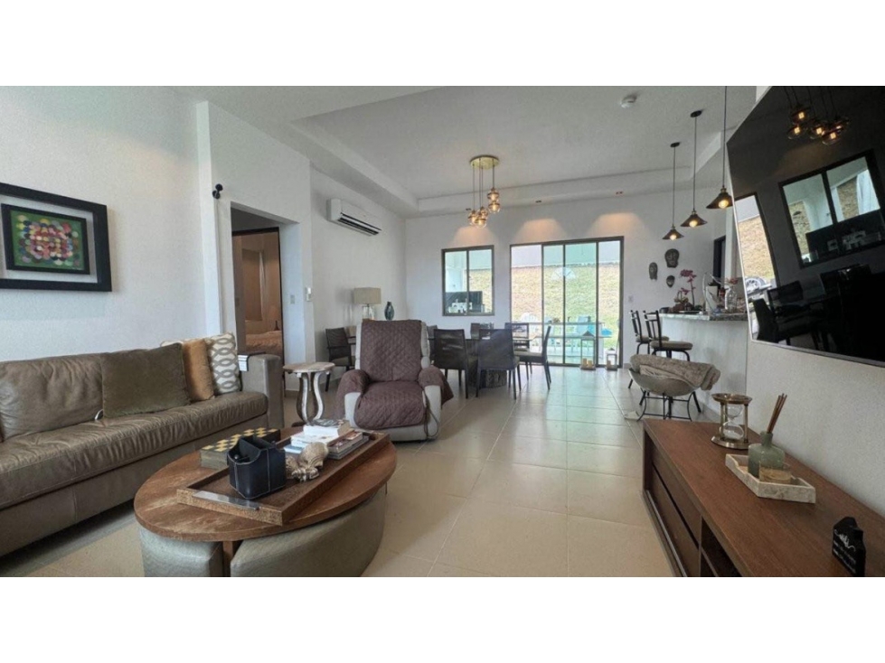 Venta o Alquiler de residencia en San Carlos