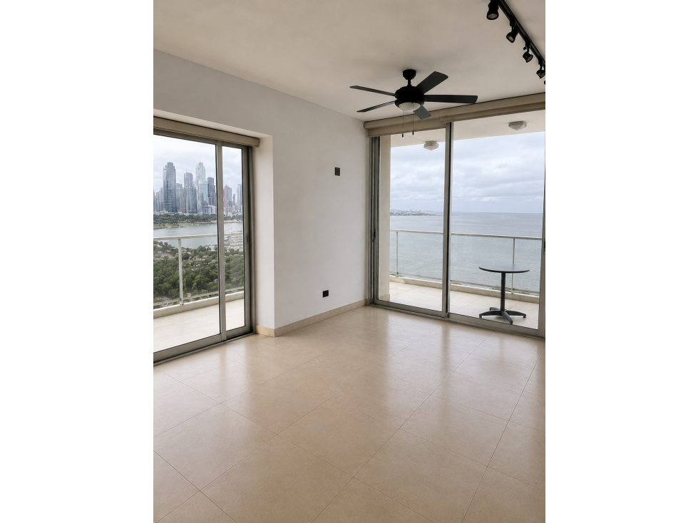 Venta de apartamento en Avenida Balboa