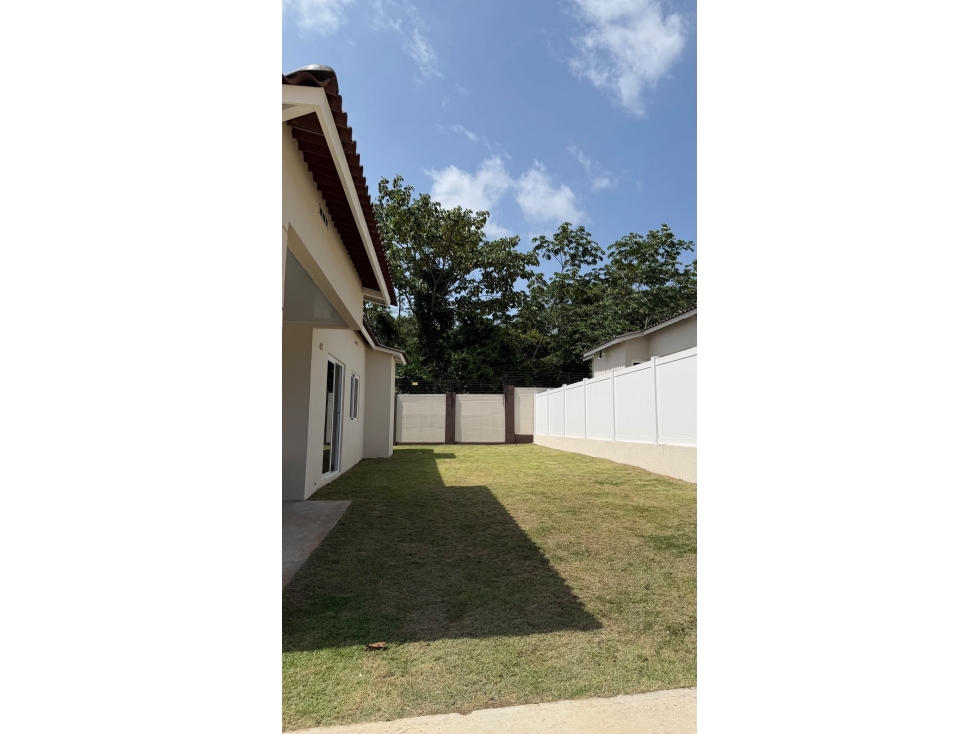 Alquiler de residencia a estrenar Costa Verde