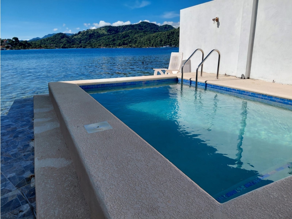Venta de residencia en Isla Grande, Portobelo, Colon - 1