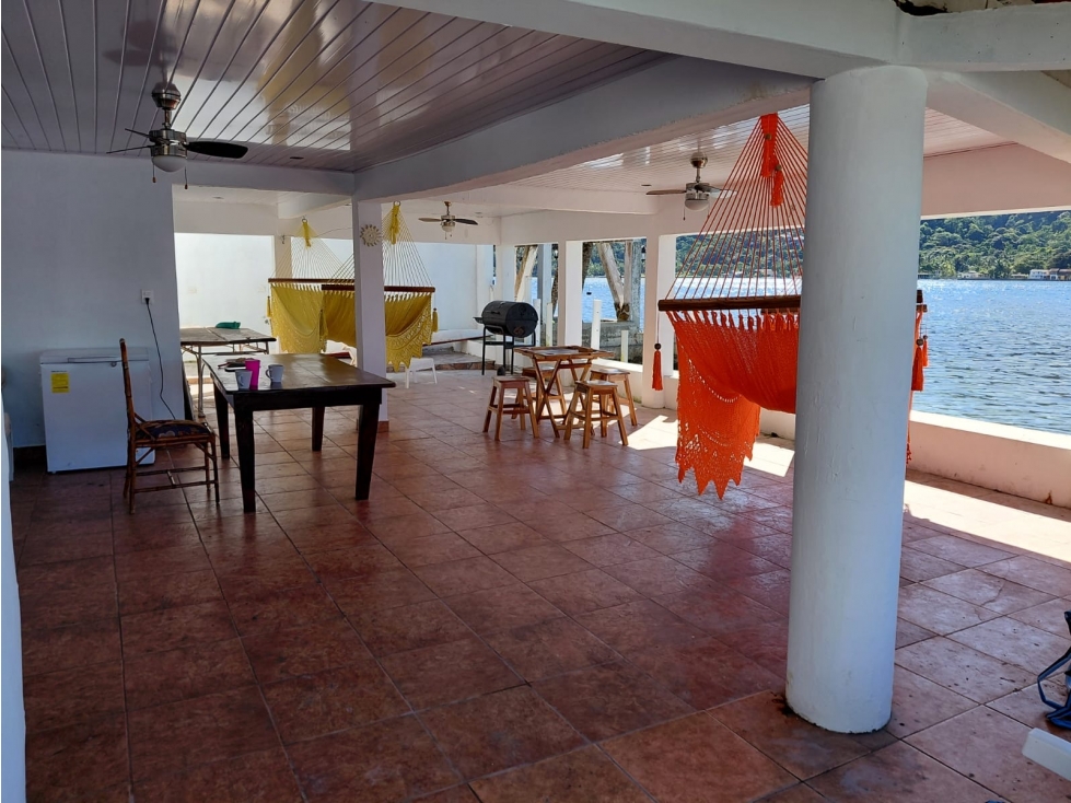 Venta de residencia en Isla Grande, Portobelo, Colon - 3