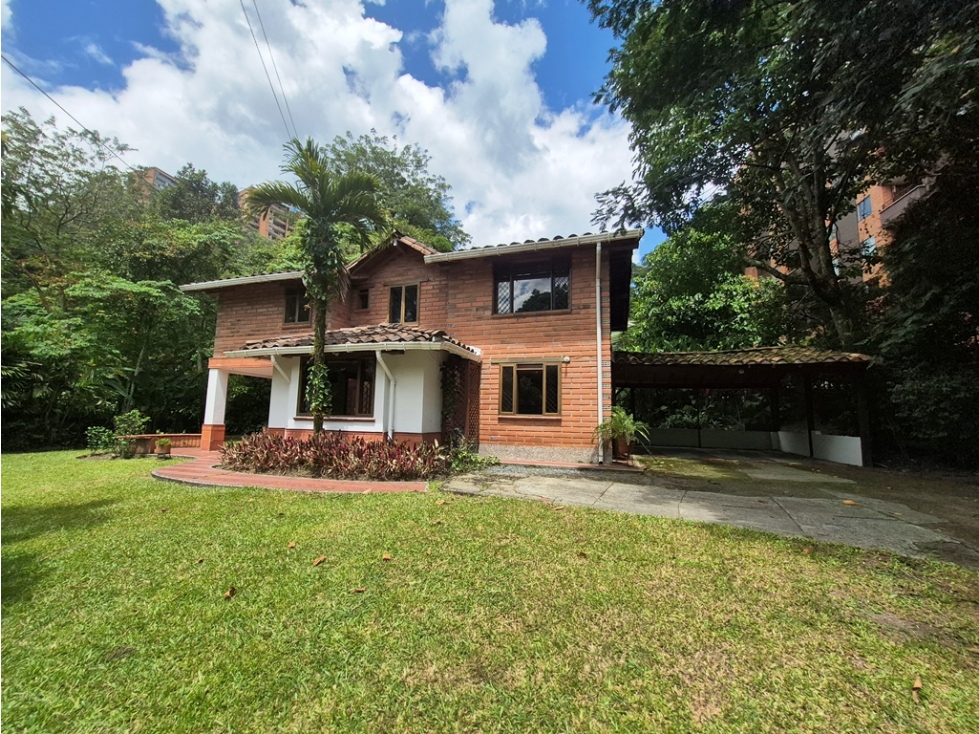 Casa Campestre en Venta, Loma de las Brujas, Envigado