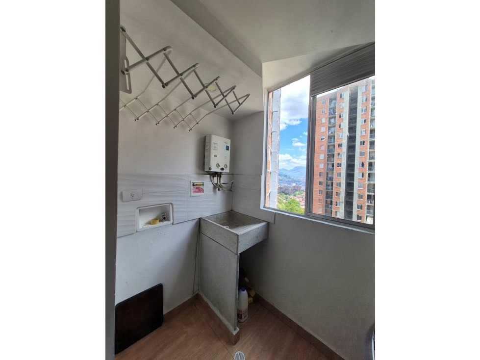 Apartamento en venta, 55 m2, 3 hab, La Mina, Envigado — foto 3