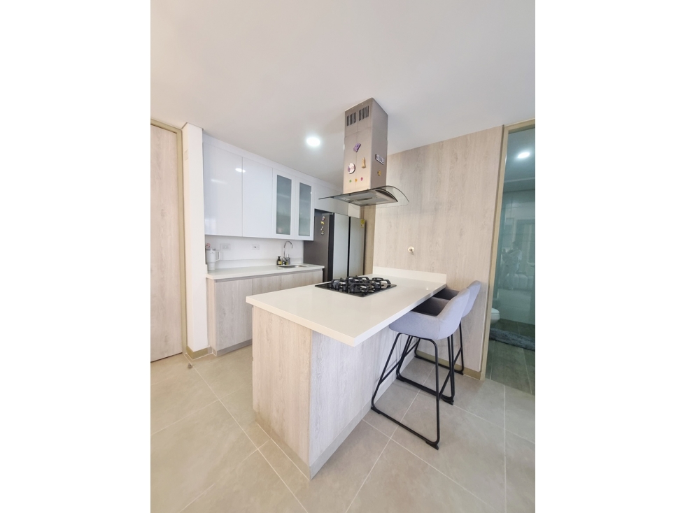 Apartamento en venta, 75 m2, 2 hab, Las Brujas, Envigado — foto 2