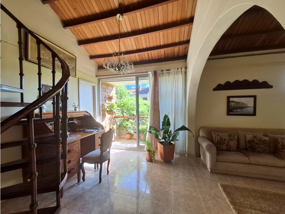 Dúpex en venta, 134 m2, 3 hab, San Diego, Medellín
