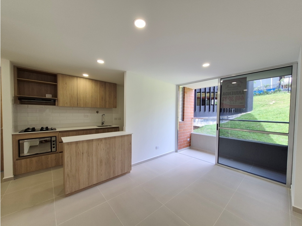 Apartamento en venta, 61 m2, 3 hab, Camino Verde, Envigado
