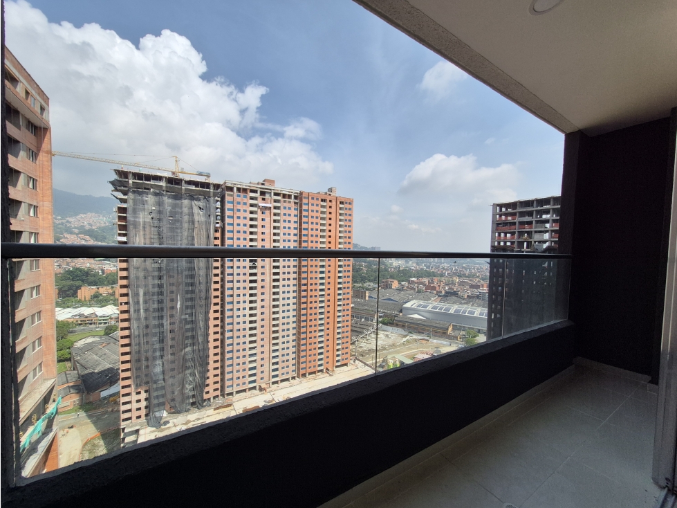 Apartamento en venta, 3 hab, Ciudad Coltejer, Itagüí — foto 2