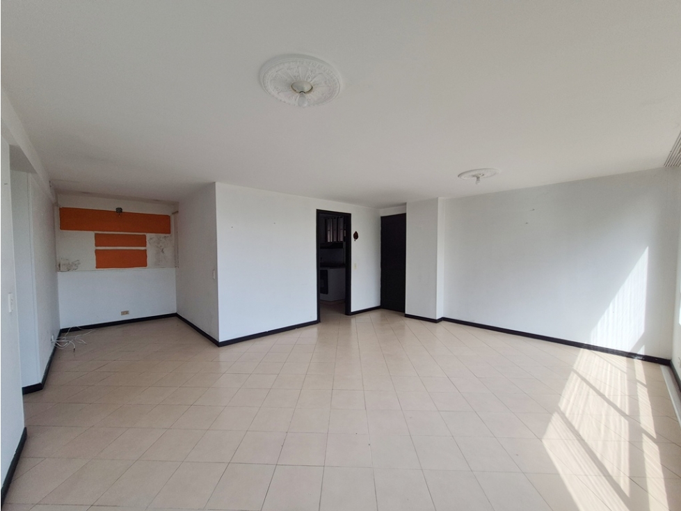 Apartamento en venta, 67 m2, 2 hab, Loma del Indio, Medellín — foto 3