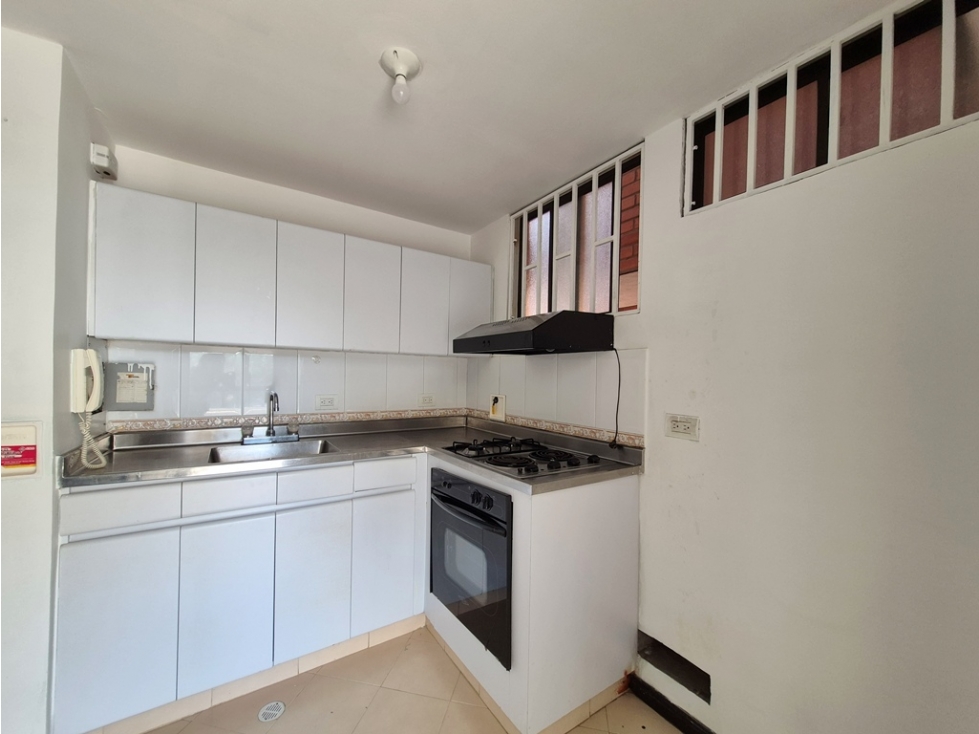 Apartamento en venta, 67 m2, 2 hab, Loma del Indio, Medellín — foto 4