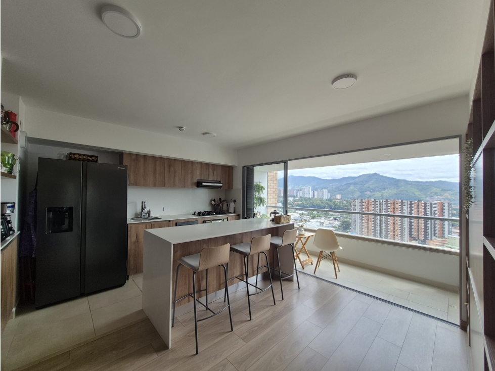 Apartamento en venta, Tres Esquinas, Sabaneta