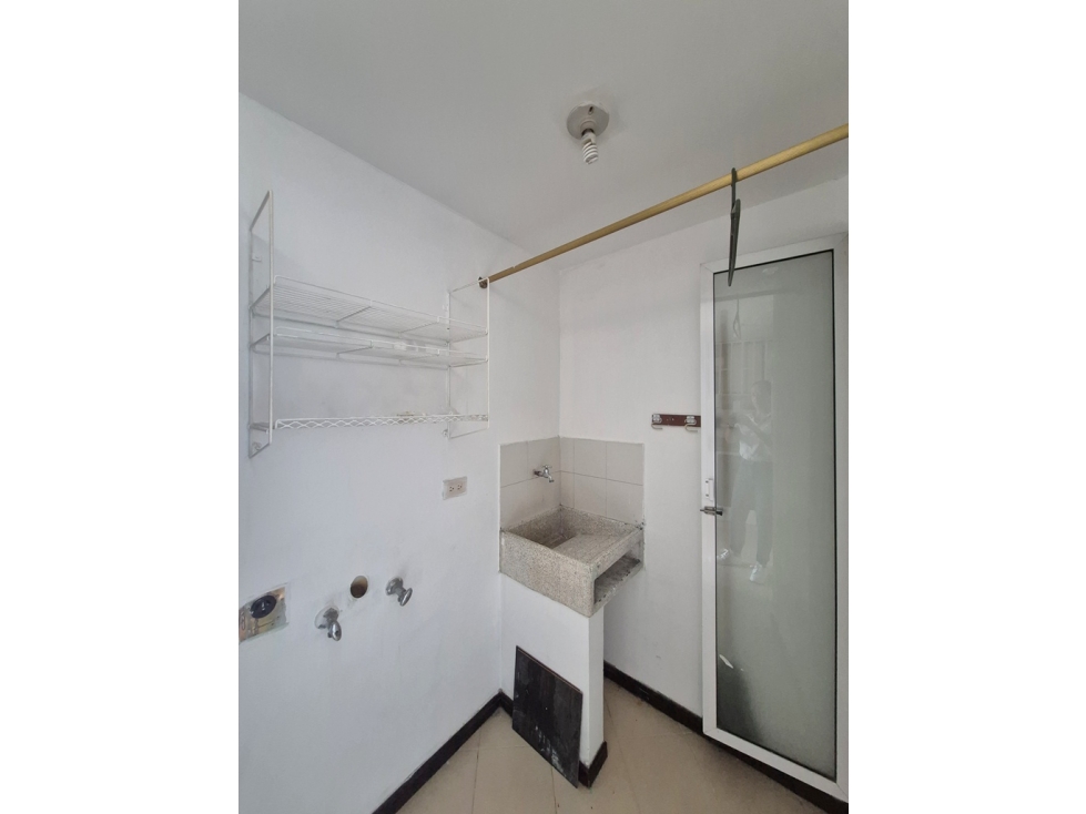 Apartamento en venta, 67 m2, 2 hab, Loma del Indio, Medellín — foto 5