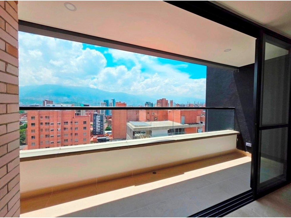 Apartamento en venta, 94 m2, 3 hab, Laureles, Medellín — foto 2