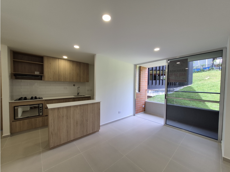 Apartamento en venta, 61 m2, 3 hab, Camino Verde, Envigado