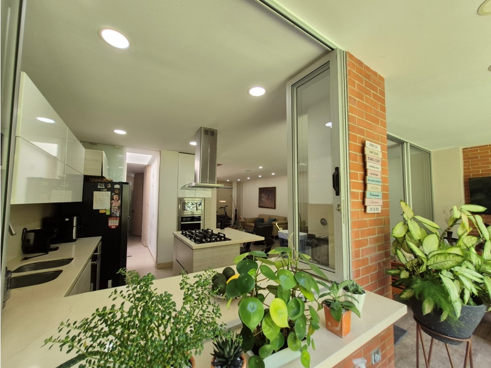 Casa 2 niveles en Loma del Atravesado — foto 3