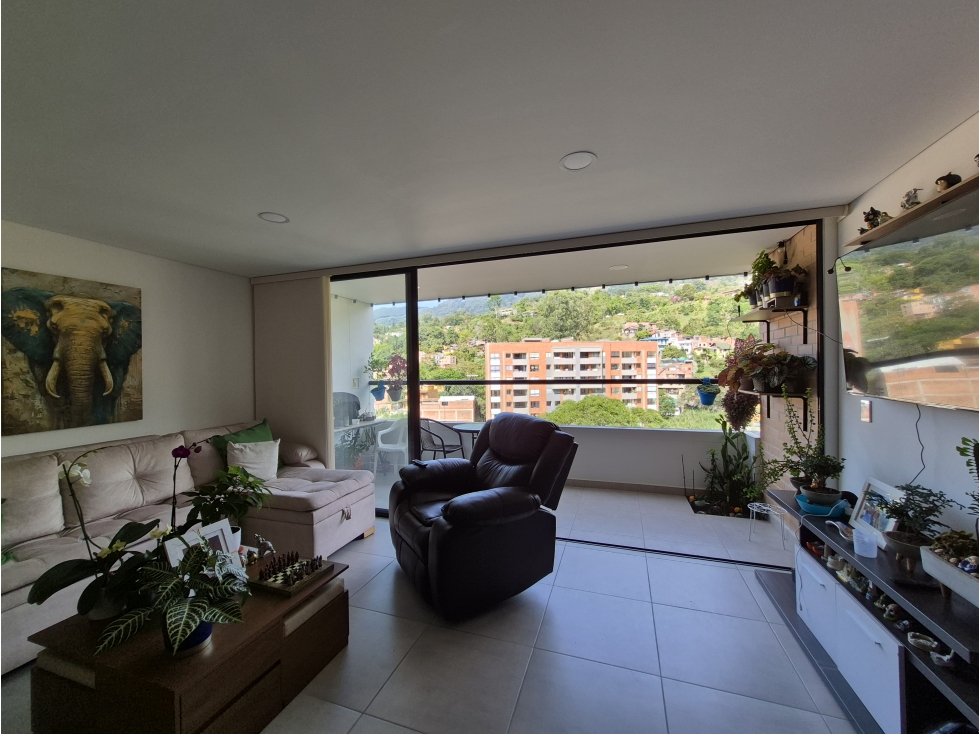 Apartamento en venta, 84 m2, 3 hab, El Salado, Envigado — foto 2