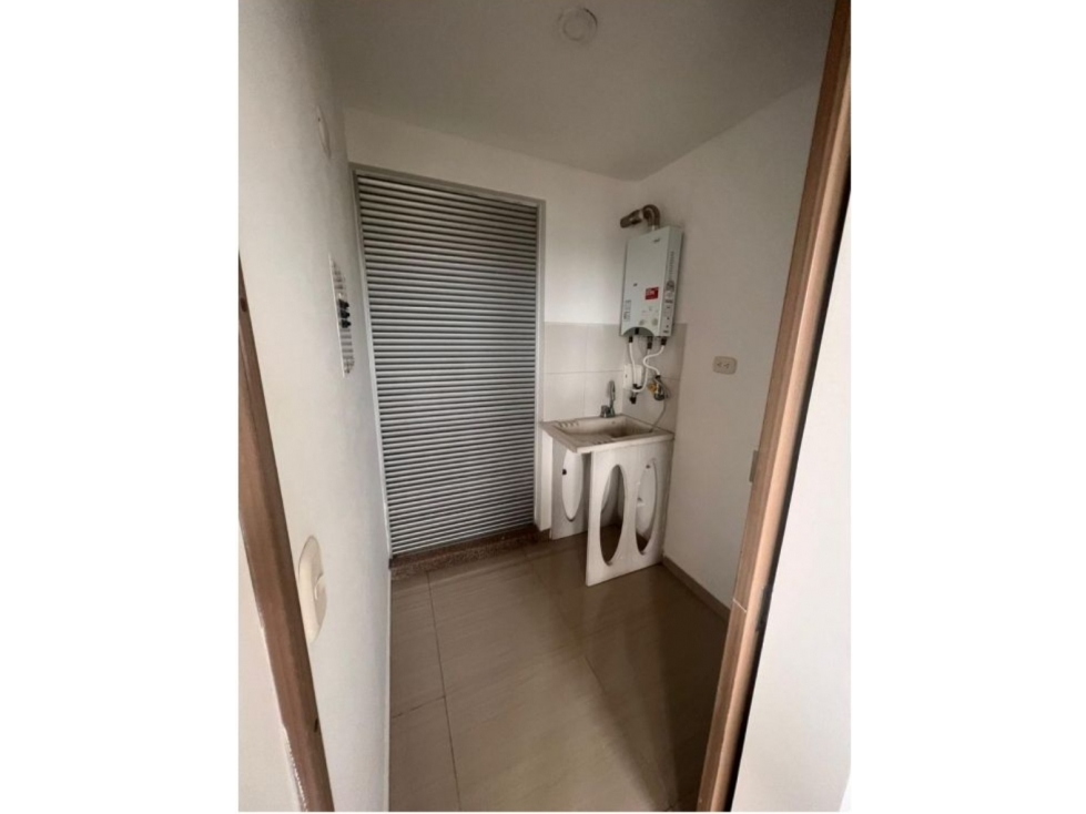 VENTA APARTAMENTO CANAAN PEREIRA, COLOMBIA — foto 3