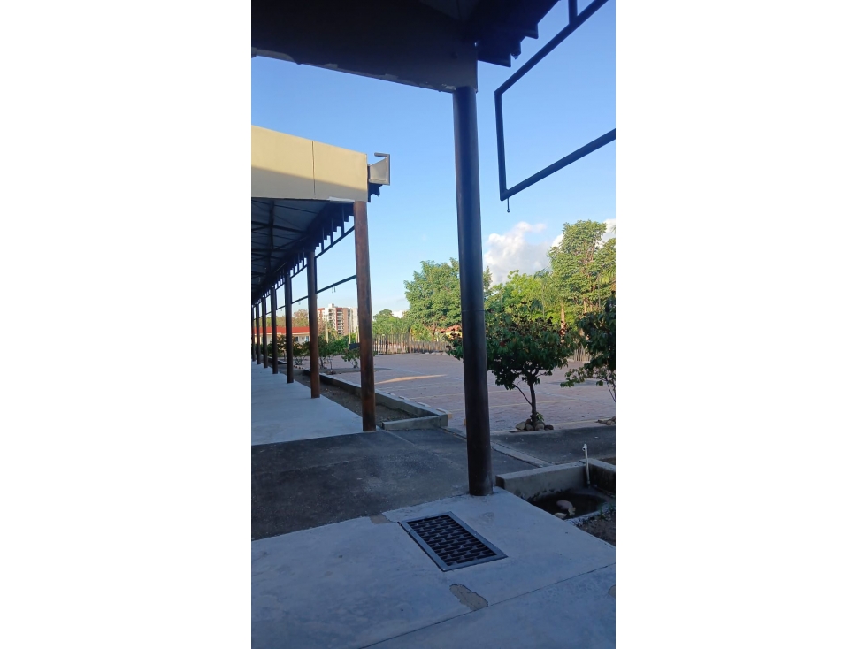 VENTA 2 LOCALES COMERCIALES UNIFICADOS Y RENTADOS EN MALL GIRARDOT — foto 6