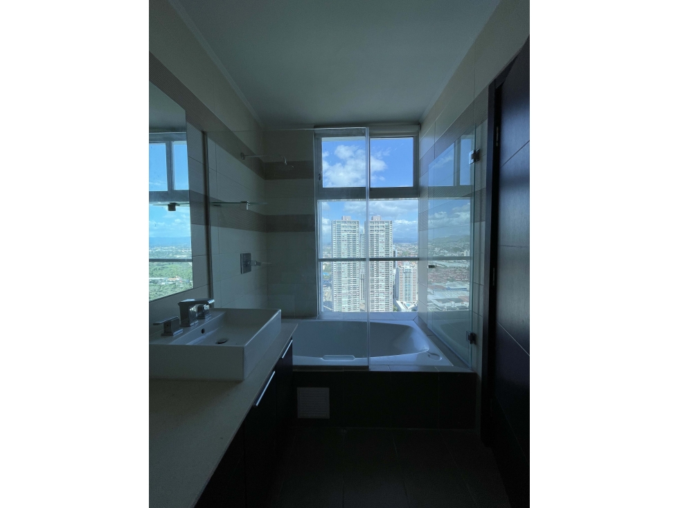 VENTA APARTAMENTO 205M2- PH COUNTRY CLUB — foto 2