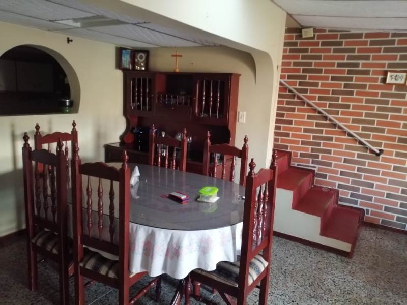 Venta casa - Baja Leonora - Manizales — foto 2