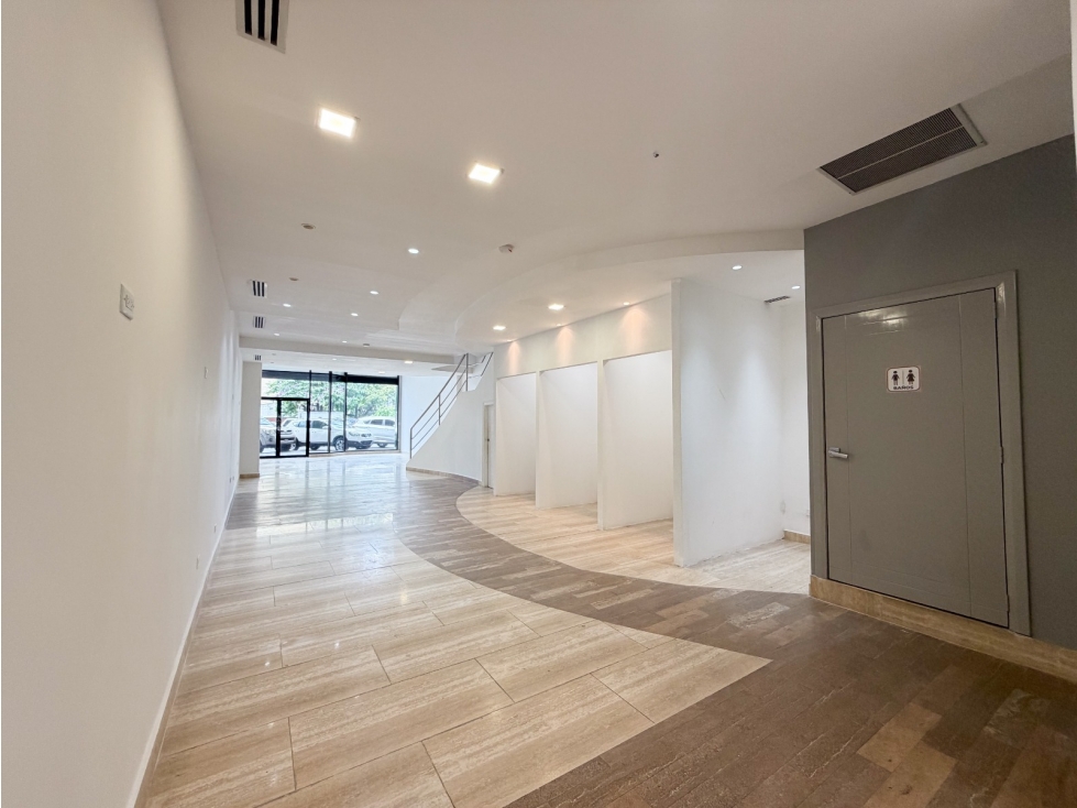 Alquiler de Local Comercial en OBARRIO — foto 4