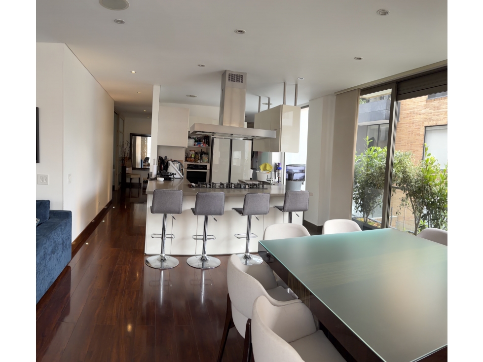 Venta apartamento en Santa Bibiana, edificio moderno, Bogota — foto 3