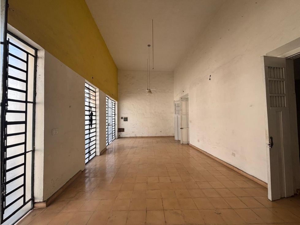 Fantástica colonial para restaurar pasos lejos del Paseo Montejo - 2